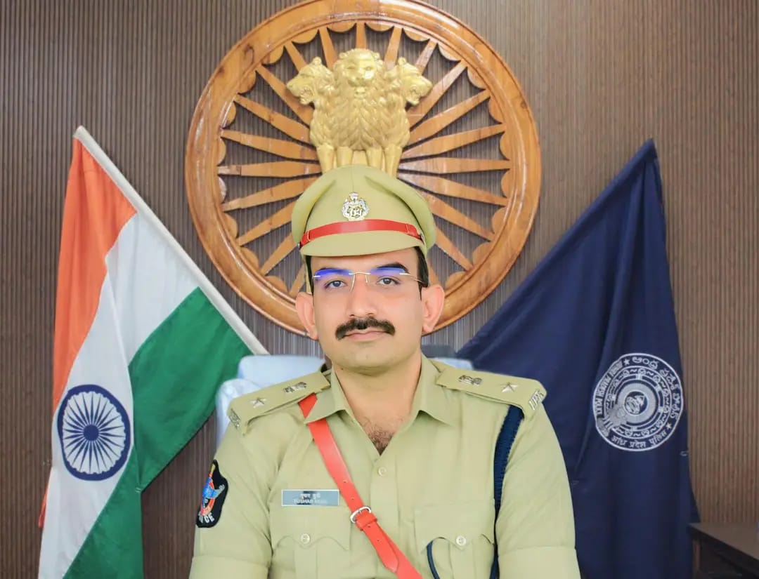 Tushar Dudi, IPS